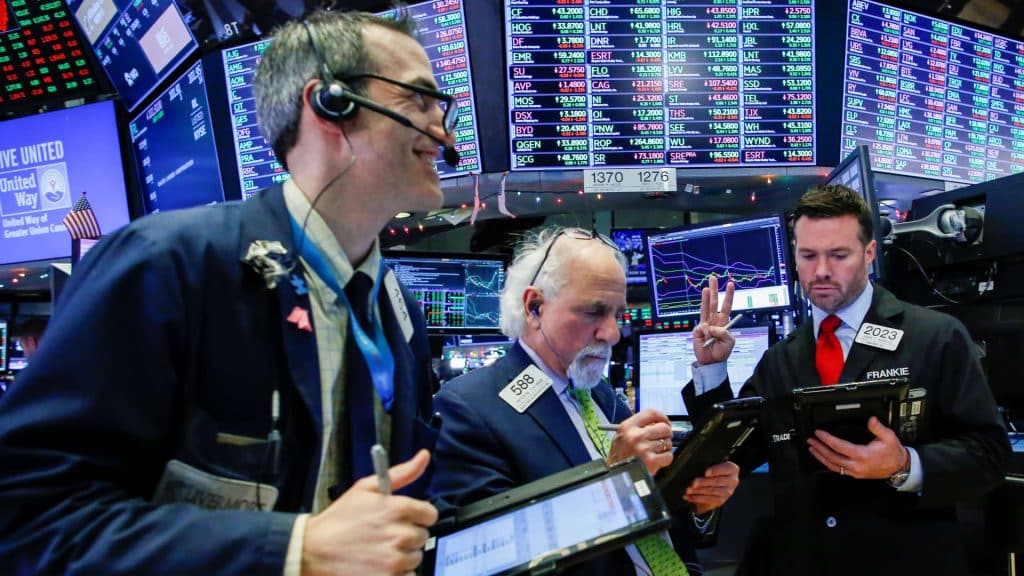 dow jones traders stocks floor - Digital Wager Wire dow jones traders stocks floor
